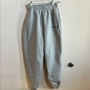 Comfrt sweatpants size small